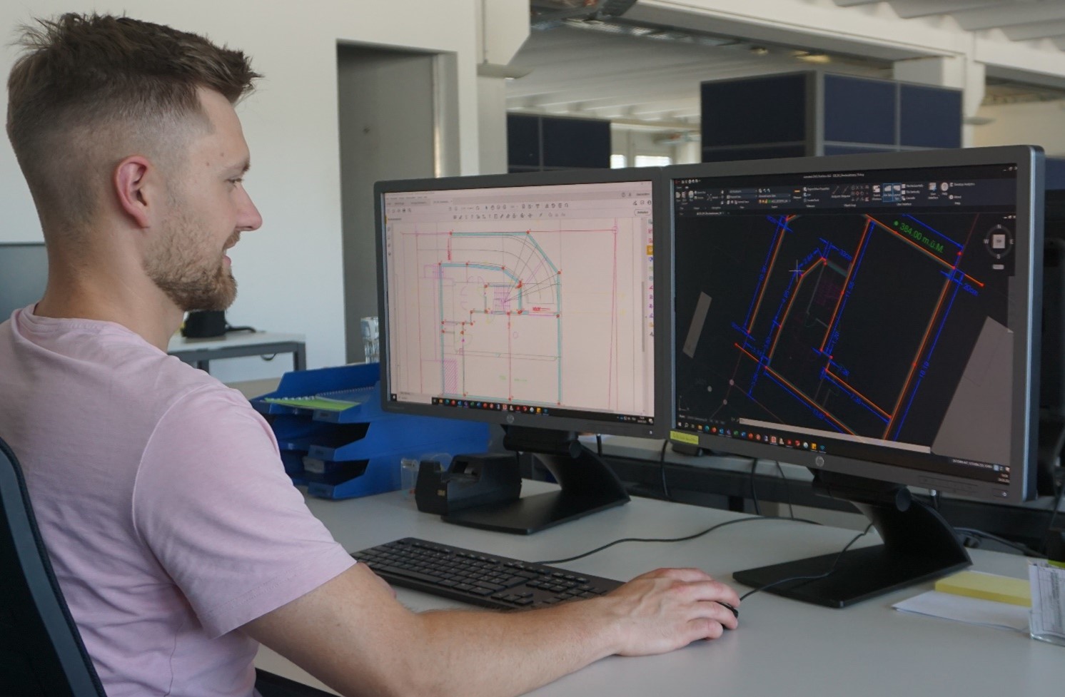 Geomatiker am Arbeitsplatz Geomatiker am Arbeitsplatz